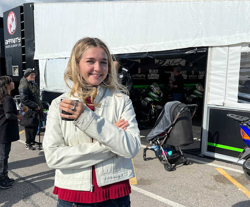 Brooke (23), $390, Non-smoker, No pets, and No children