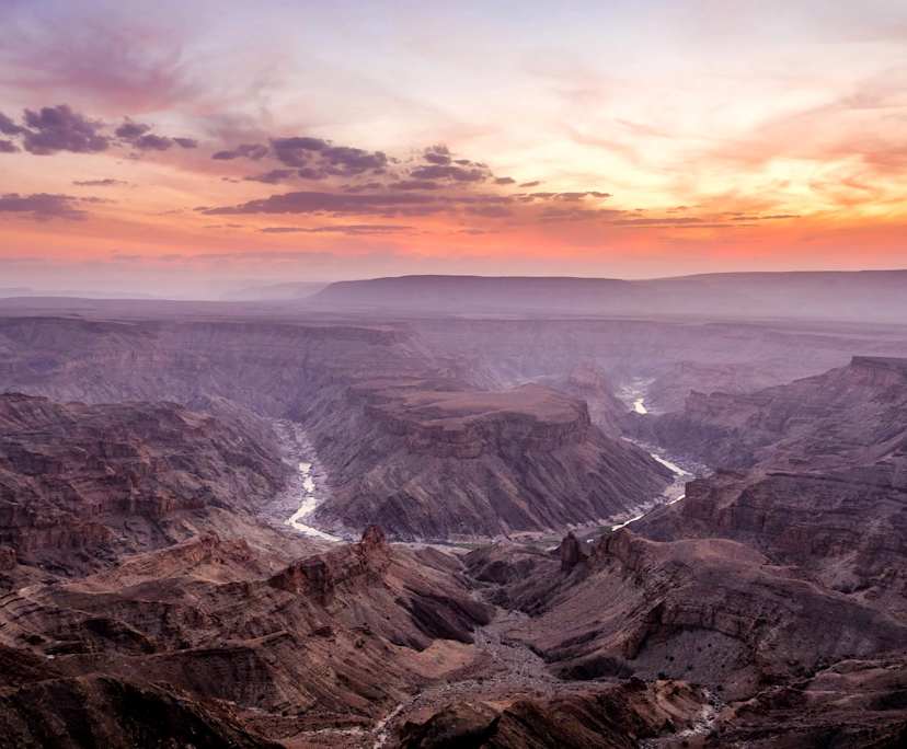 helen (51), $400, Non-smoker, Have children, and No pets