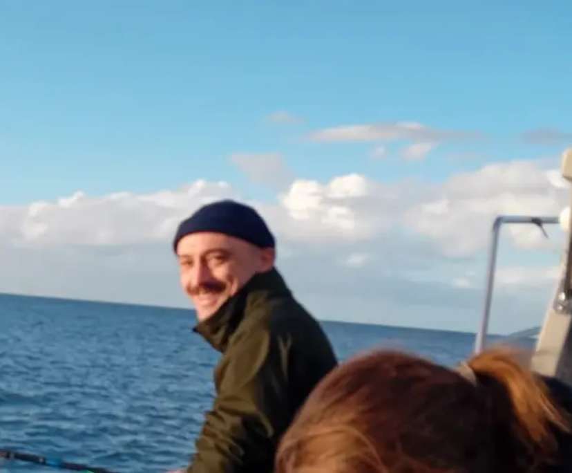 Edward (30), $400, Non-smoker, Have pets, and No children