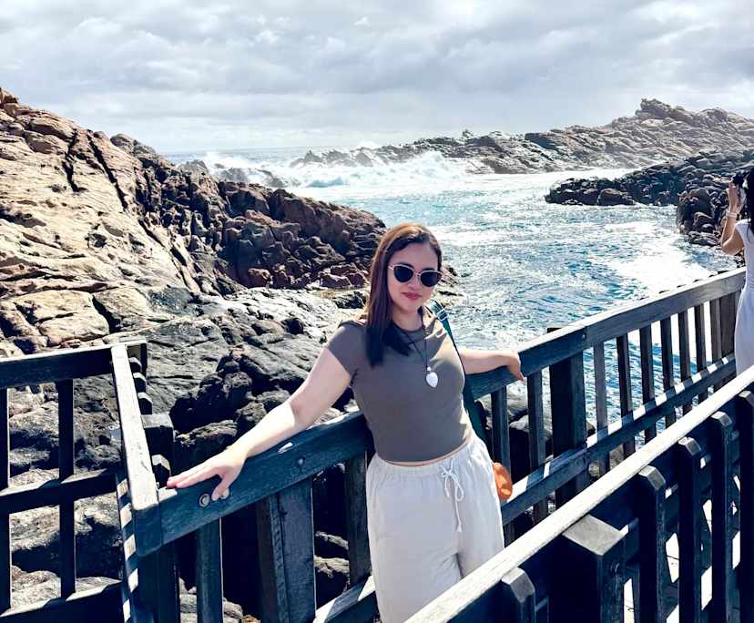 Sha-hein, Shae & Marie