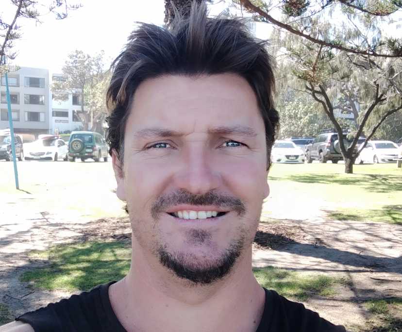 Michael (44), $350, Non-smoker, No pets, and No children