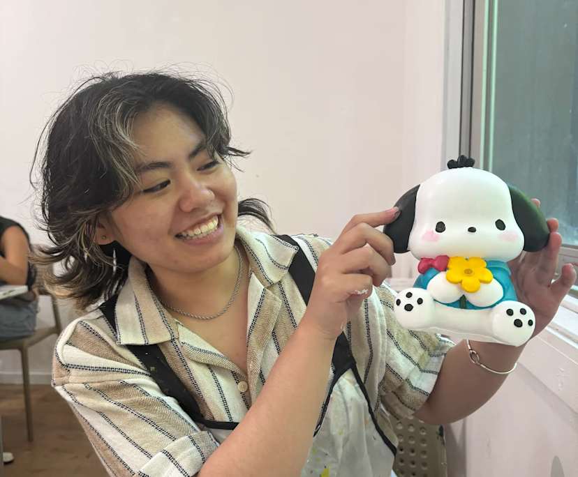 Cyd (20), $350, Non-smoker, No pets, and No children