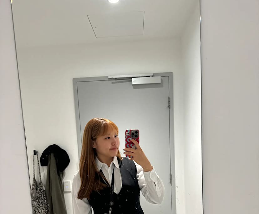 Joy (24), $250, No pets, Non-smoker, and No children