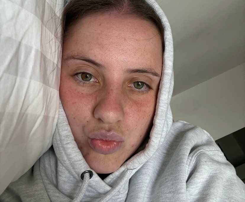 Aleisha (22), $300, LGBTQIA+, Non-smoker, No pets, and No children