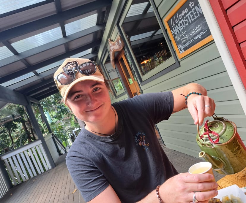 Jazmin (30), $280, LGBTQIA+, Non-smoker, No pets, and No children