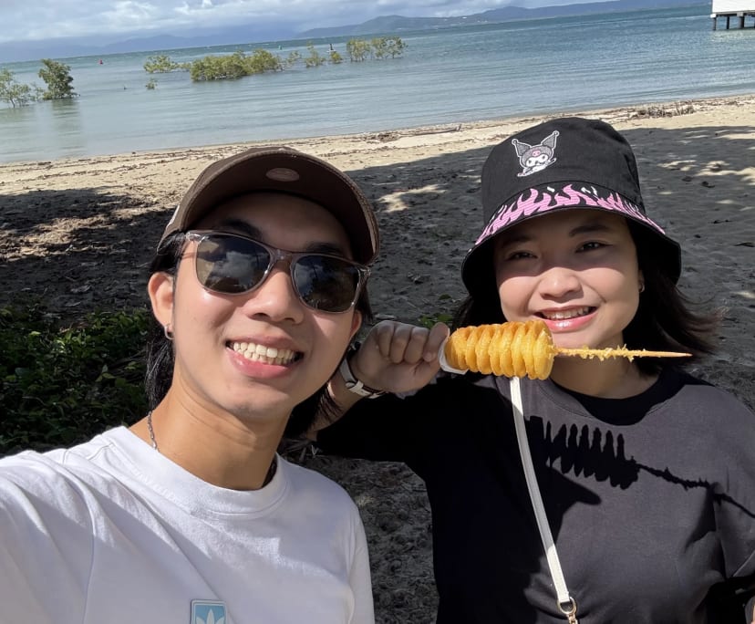 Alex & Vina