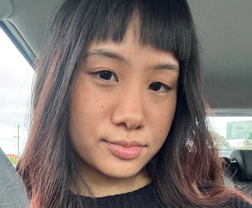 Lily (20), $400, Non-smoker, No pets, and No children