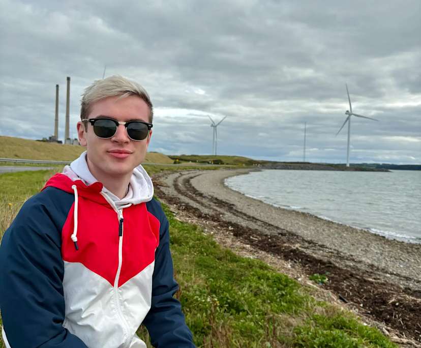 Diarmuid (25), $450, LGBTQIA+, Non-smoker, No pets, and No children