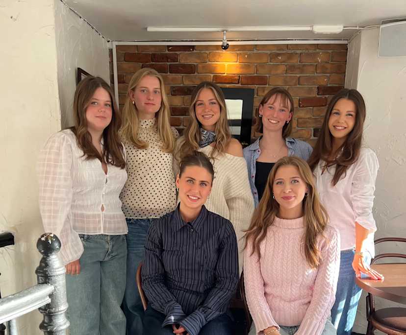 Clara, Vanja, Klara, Rut, Ida, Filippa & Mila