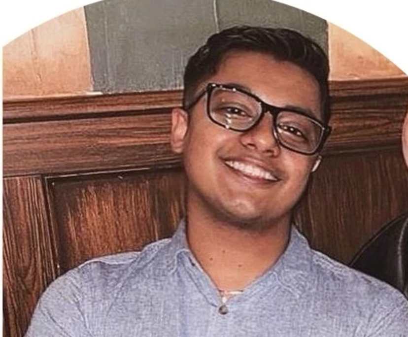 Avi (27), $425, Smoker, No pets, No children, and LGBTQIA+