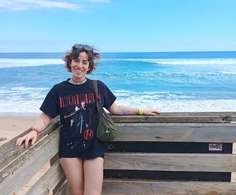 Tina (28), $300, LGBTQIA+, Non-smoker, No pets, and No children