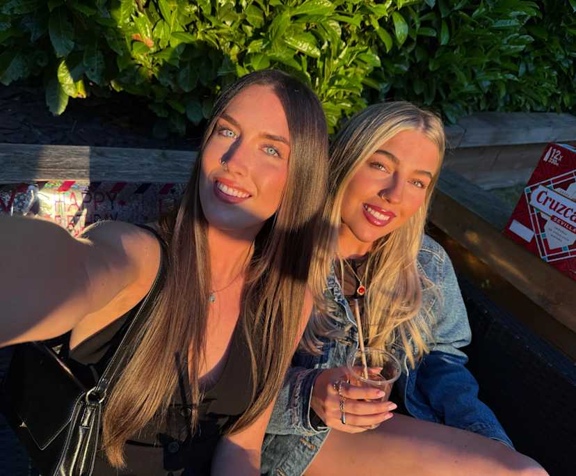 Katie & Ella