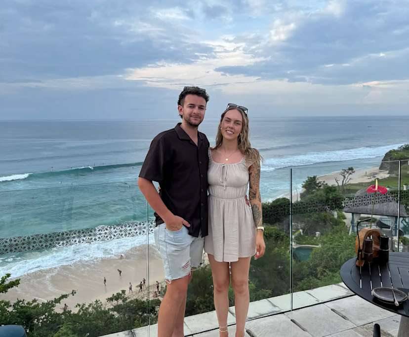 Taylor (27) and Liana (27), $500, LGBTQIA+, Non-smoker, Have pets, and No children