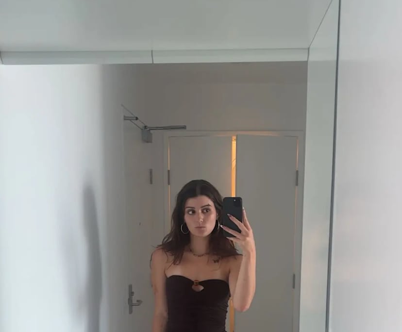 evie (19), $200, LGBTQIA+, Smoker, No pets, and No children