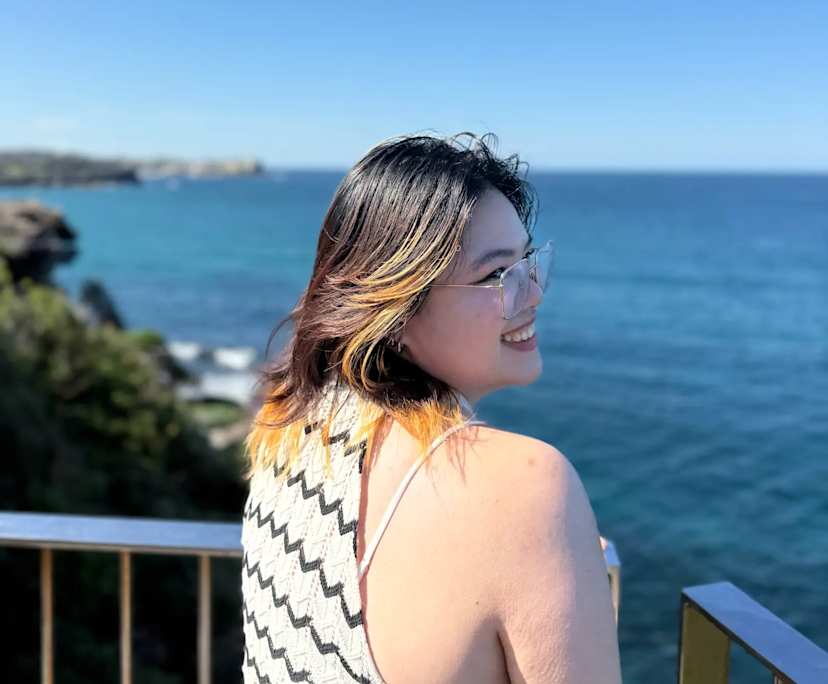 Supakorn (30), $250, Non-smoker, No pets, and No children