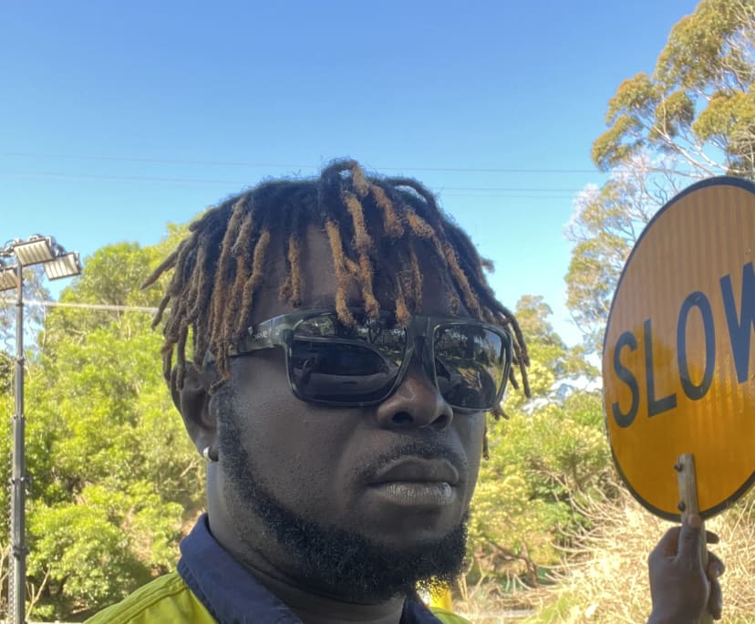 Raymond (40), $230, Have pets, Have children, and Smoker