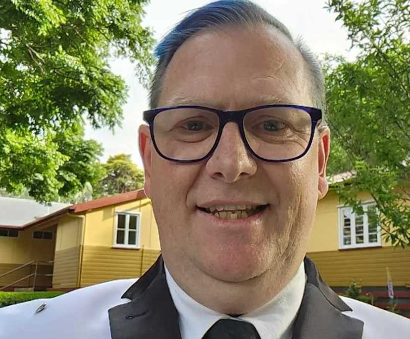 John (50), $500, LGBTQIA+, Smoker, No pets, and No children