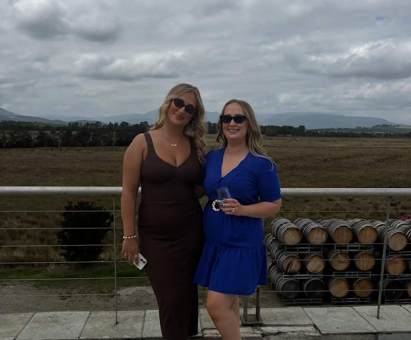 Amy (31), $300, Non-smoker, LGBTQIA+, Have pets, and No children