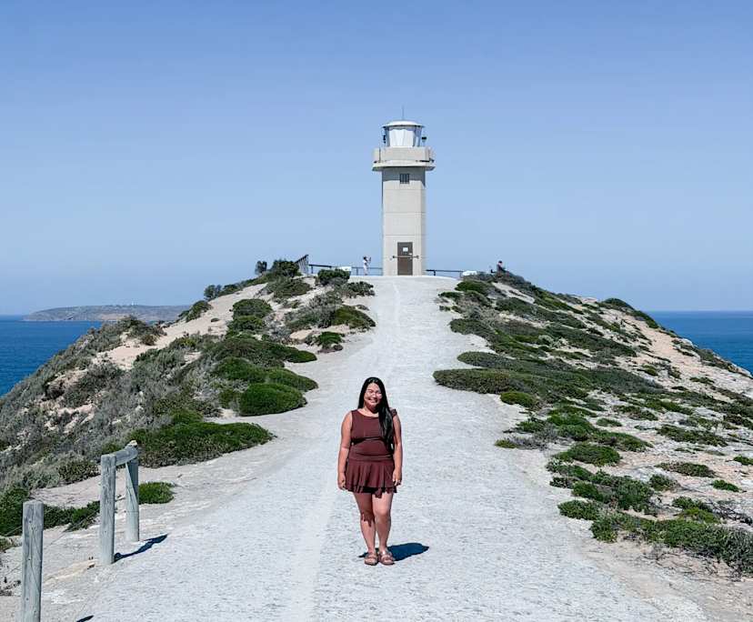 Mynra Lizz Faye (24), Christina (24), Daniel (22), Chiqui (34) and Mark (29), $175, Non-smoker, No pets, No children, and LGBTQIA+