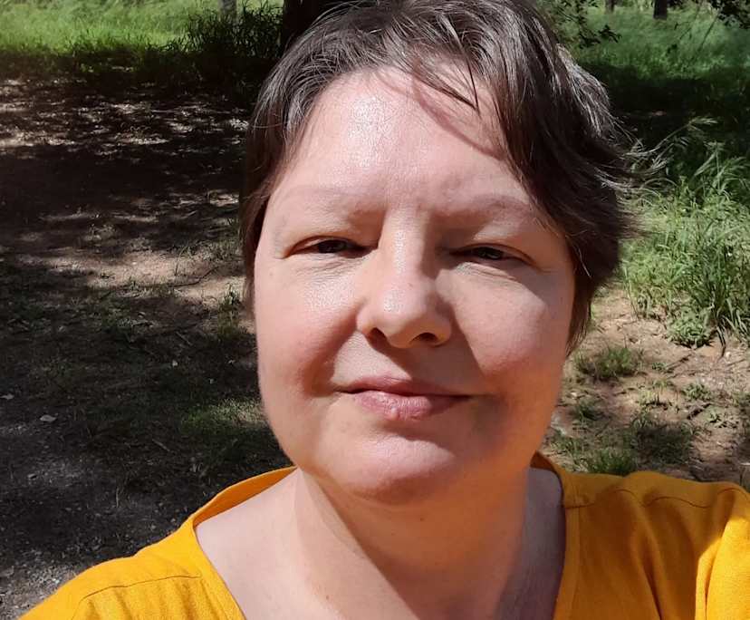 Candy (50), $380, Have pets, Non-smoker, and No children