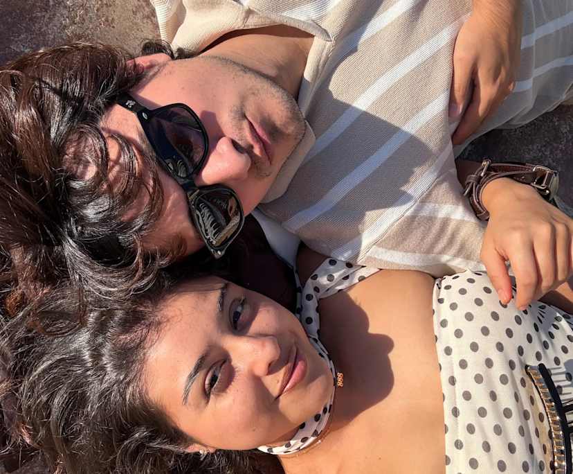 Paula (27) and Cristhian (27), $600, 