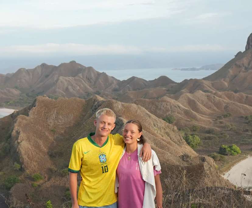 Kira (21) and Leo (22), $450, 