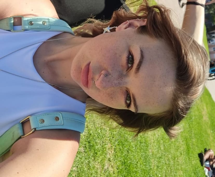 Anica Rensburg