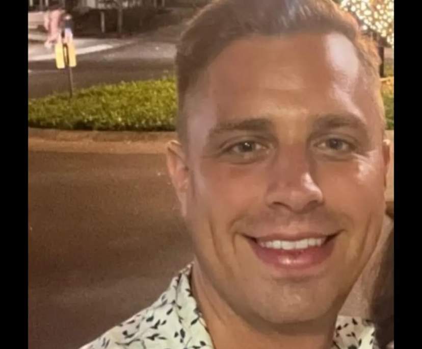 Max (33), $500, Non-smoker, No pets, and No children