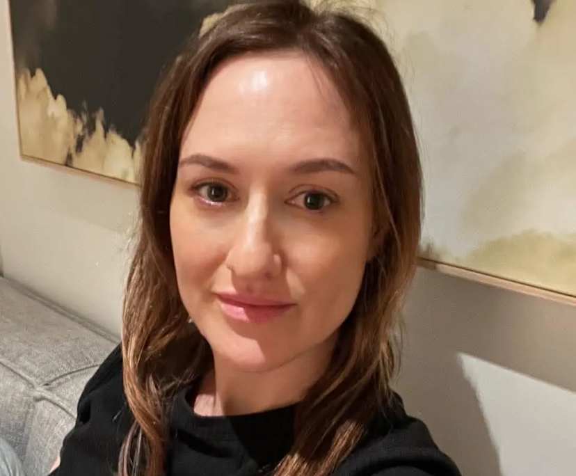 Jade (38), $300, Non-smoker, No pets, and No children