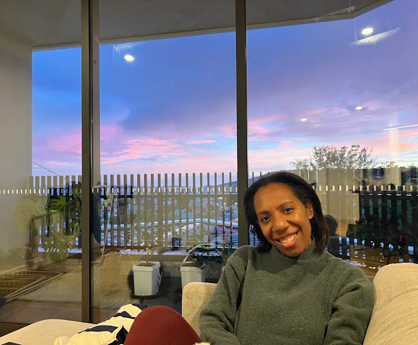 Deborah (35), $500, Non-smoker, No pets, and No children