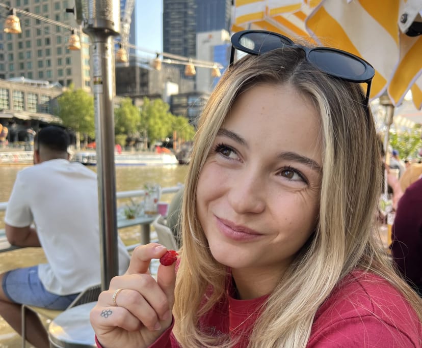 Maddy (22) and Jeremy (24), $850, 