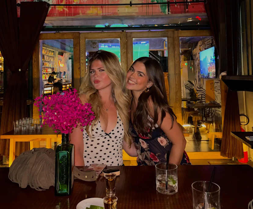 Izabela & Kelsey