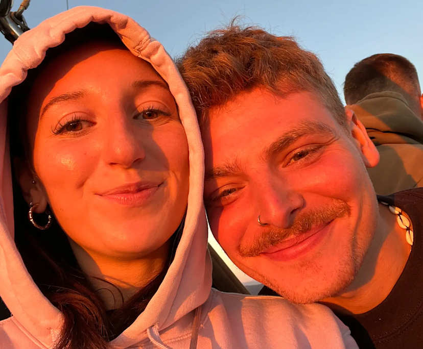 Margaux (26) and Lucas (26), $400, 