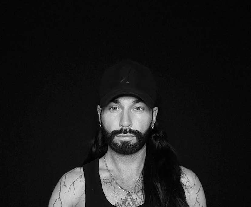 Zander (37), $700, Non-smoker, No pets, and No children