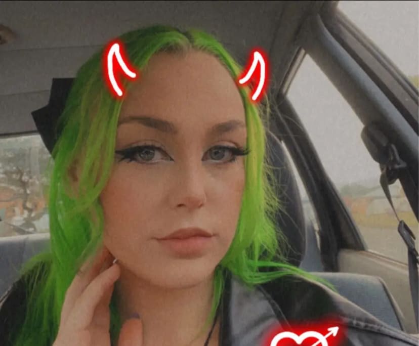 Shania (23), $350, No pets, Non-smoker, and No children