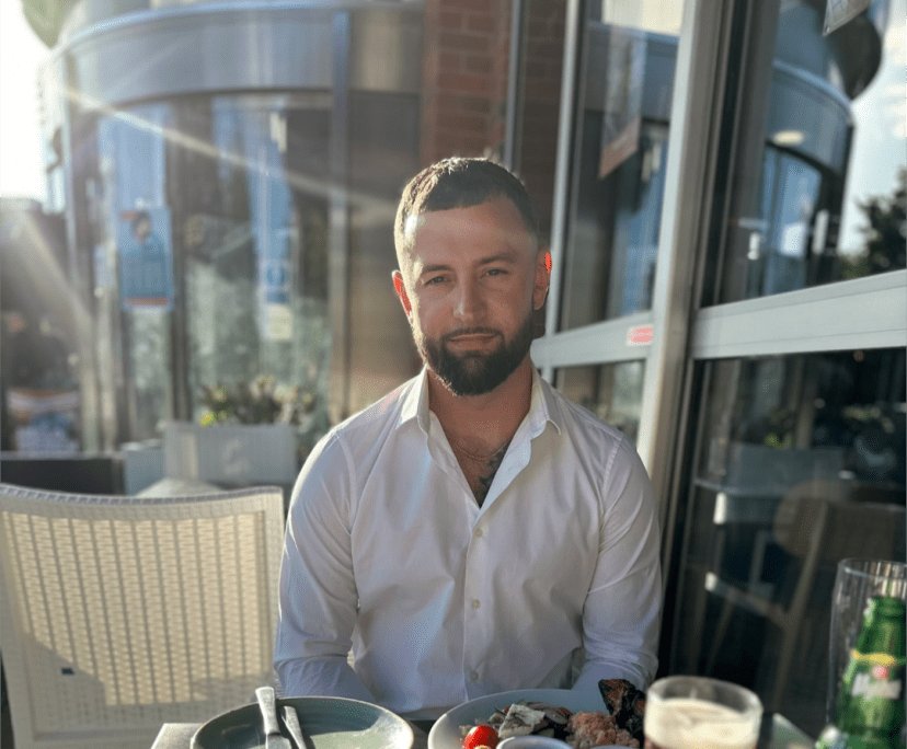 Steven Moses (30), $500, LGBTQIA+, Non-smoker, No pets, and No children