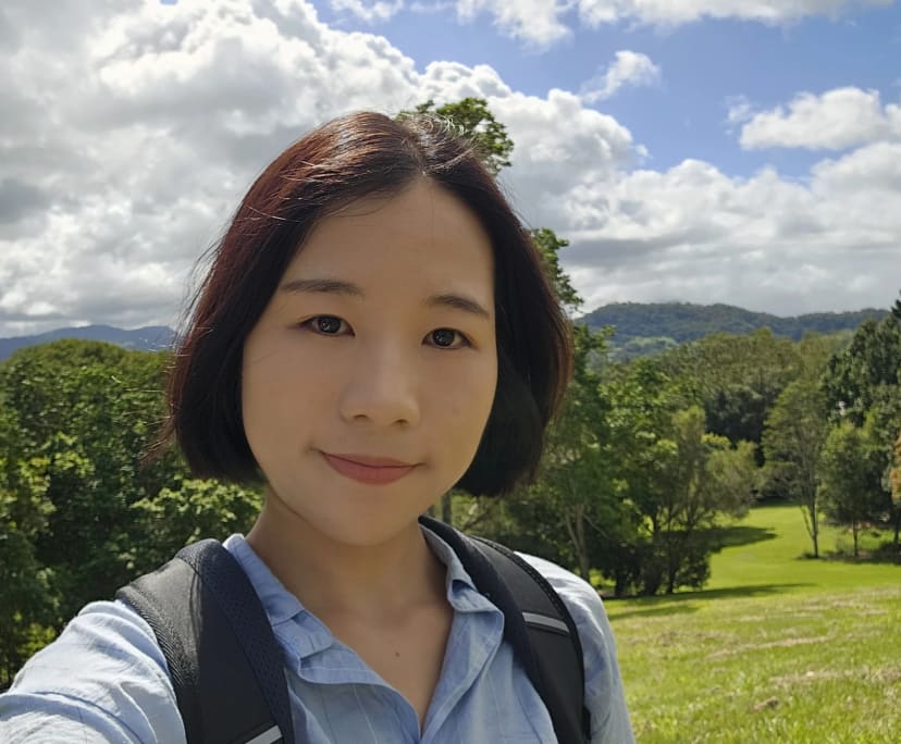 Kyla (25), $350, Non-smoker, No pets, and No children