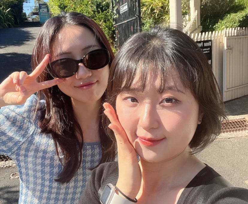 JIWON & JIHYEON