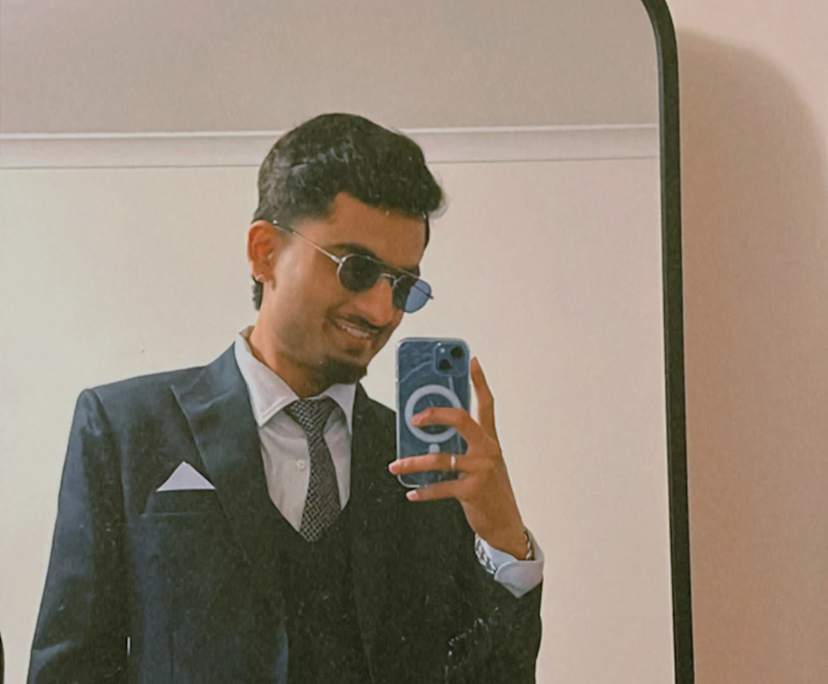 Mayank Liya (25), $450, Non-smoker, Have pets, and No children