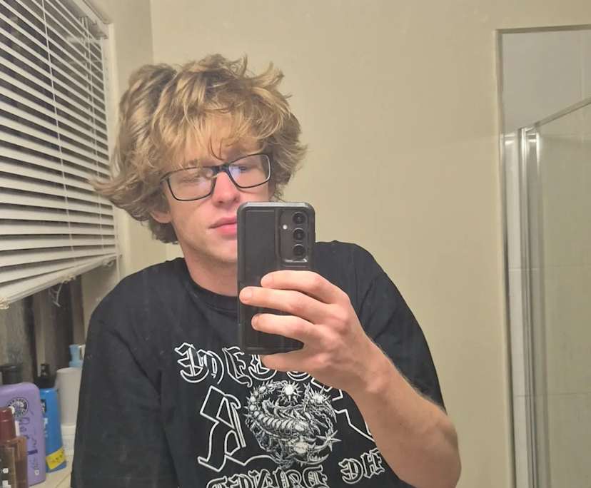 Blayze Chalson (24), $300, Non-smoker, No pets, and No children