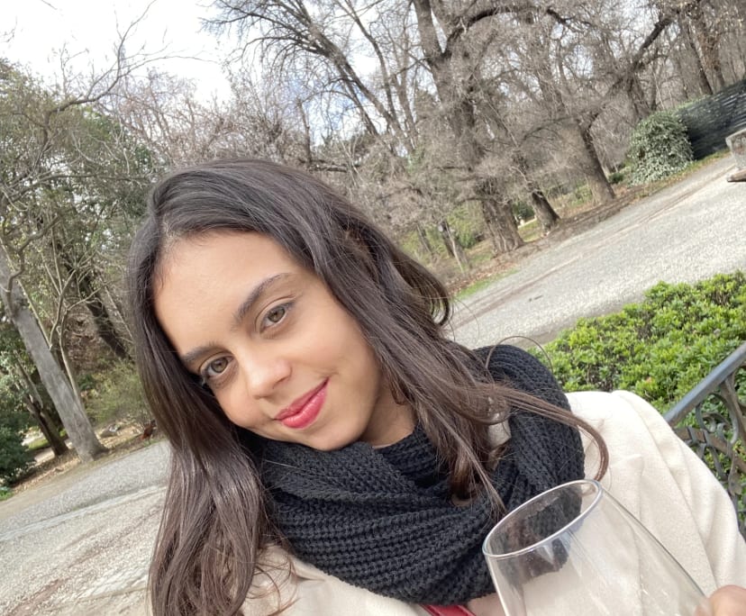 Luana (26), $300, 