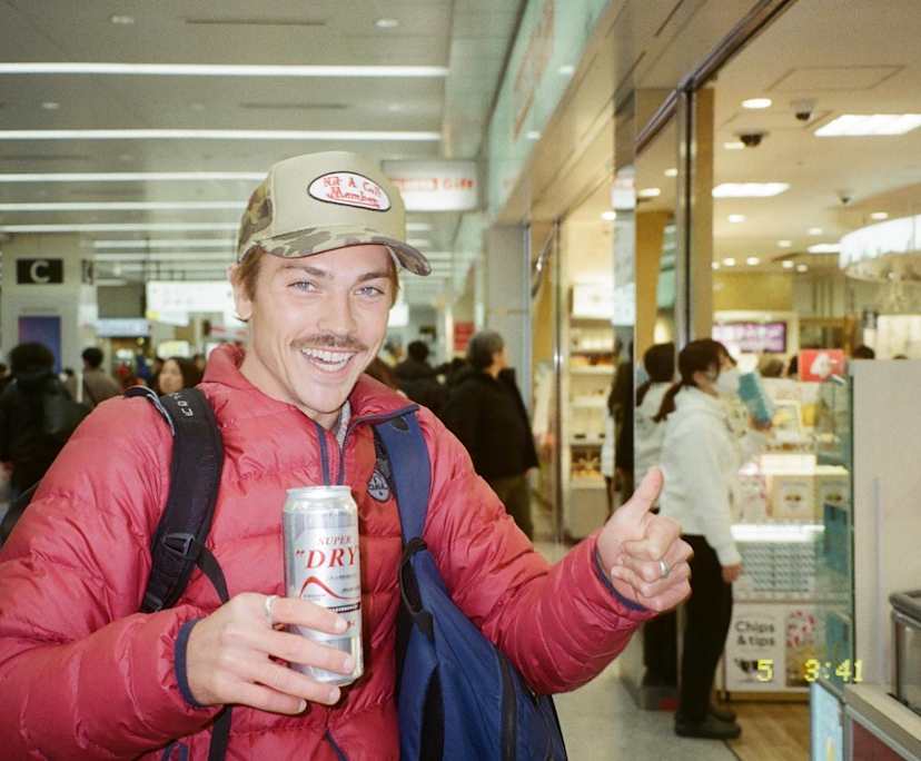 Troy (29), $350, Non-smoker, No pets, and No children