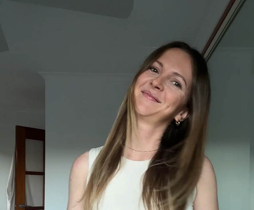 Stef (31), $350, Non-smoker, No pets, and No children