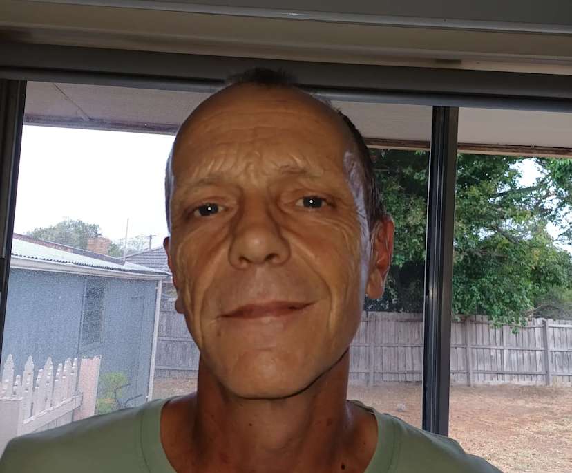 Jason (50), $300, Have pets, Smoker, and No children