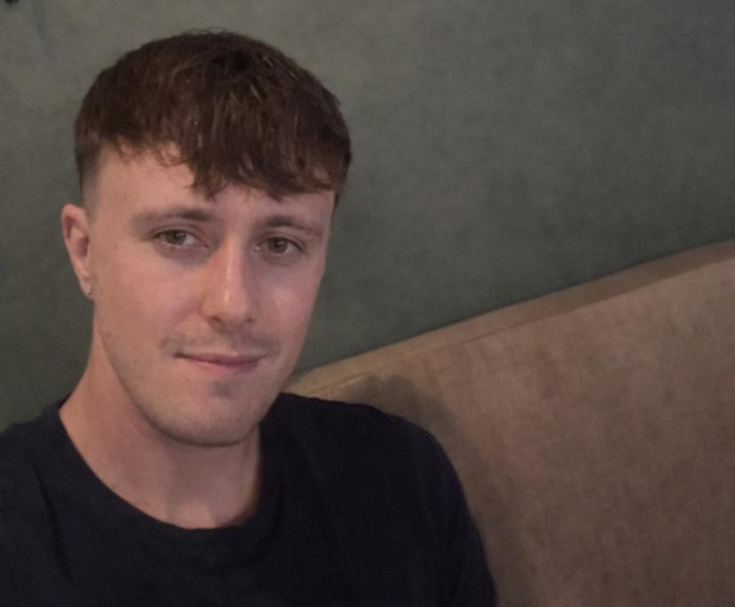 Pero (31), $240, Non-smoker, No pets, and No children