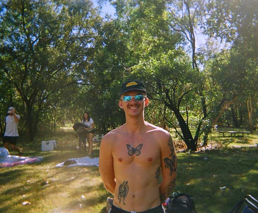 Samuel (26), $250, Non-smoker, No pets, and No children