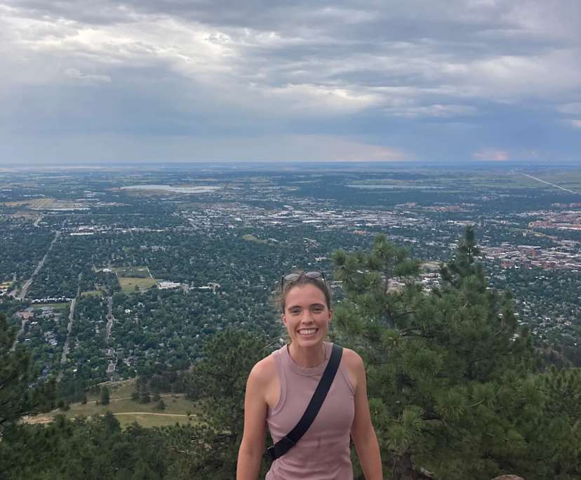 Caroline (24), $400, 