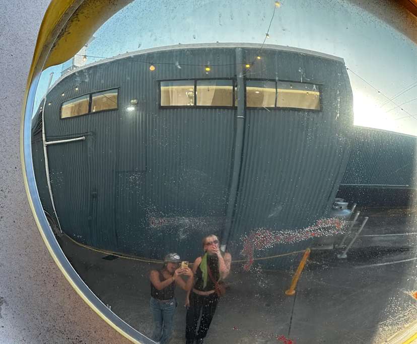 Rachel (24), $250, Smoker, No pets, and No children