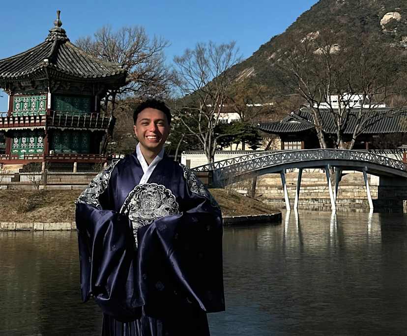 Abdullah (23), $350, Non-smoker, No pets, and No children