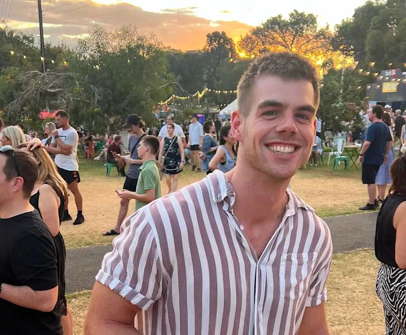 Kyle (30), $500, LGBTQIA+, Non-smoker, No pets, and No children